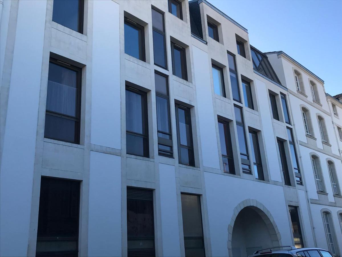 Appartement Saint-Nicolas ลาโรแชล ภายนอก รูปภาพ