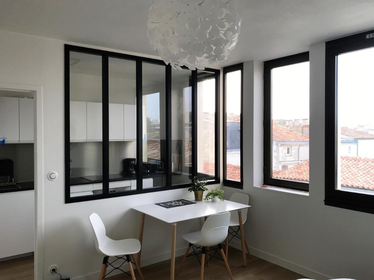 Appartement Saint-Nicolas ลาโรแชล ภายนอก รูปภาพ